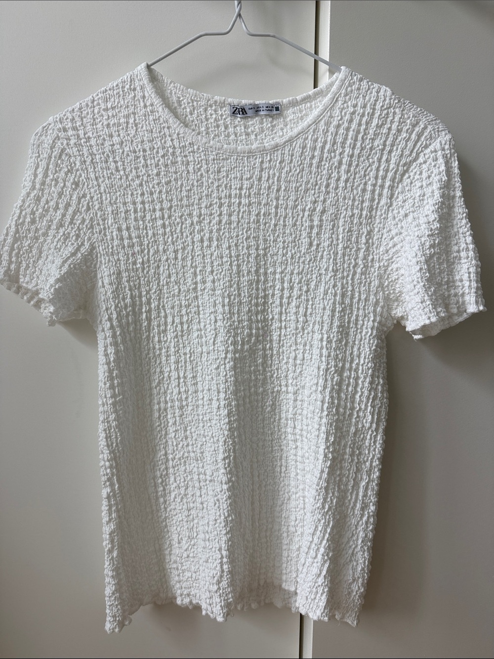 Zara White Crinkle Short-Sleeve Top